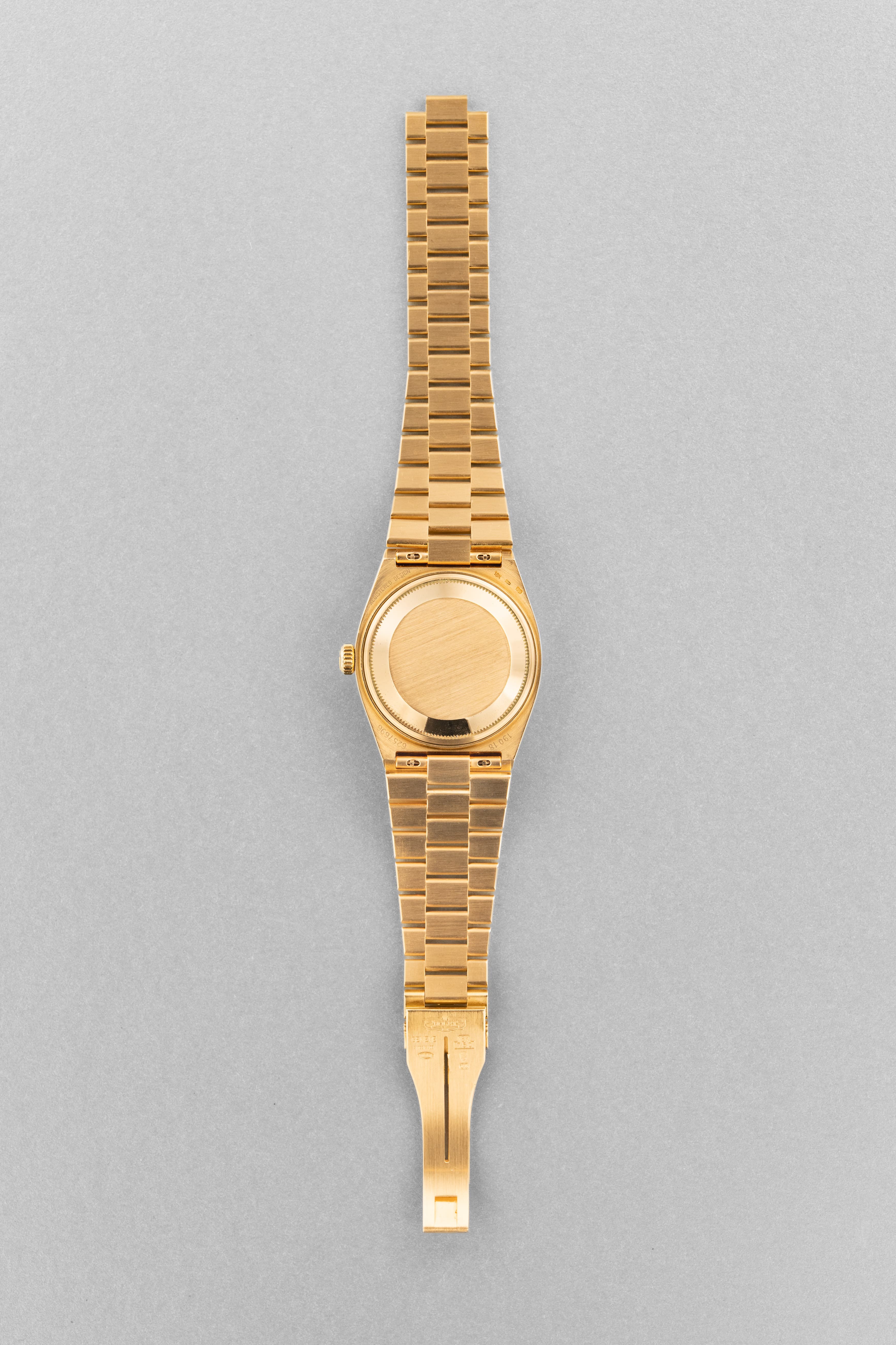 TZBB Rolex Day-Date Oysterquartz réf. 19018 en or jaune de 1979 – Excellent état - Overview