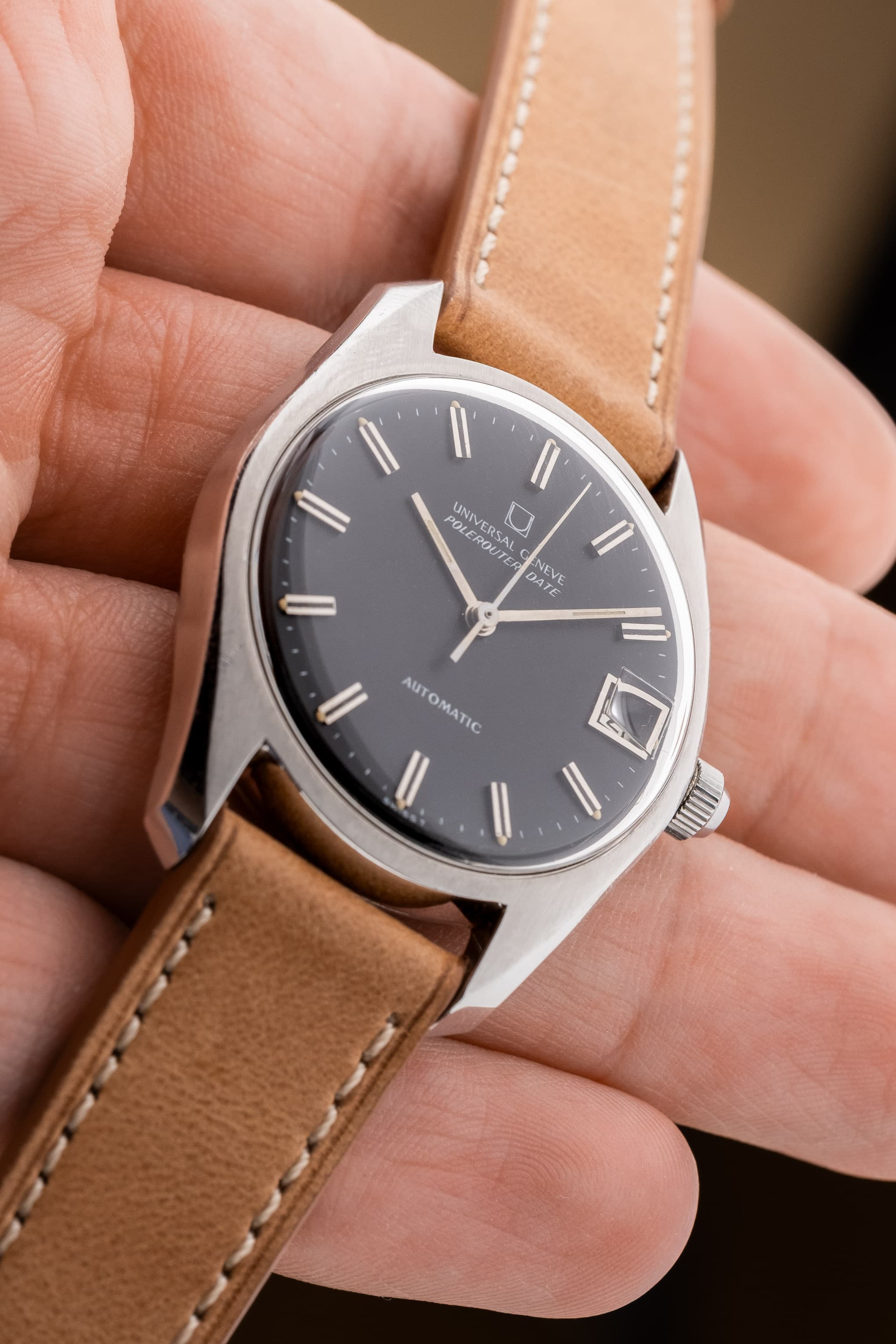 UQWJ Universal Genève Polerouter Date Micro-Rotor ref. 869115/06 — 1966-1967년 - 디테일
