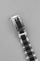 VJLY 2004 Rolex Cosmograph Daytona Ref. 116520 – White Dial - Buckle Outside