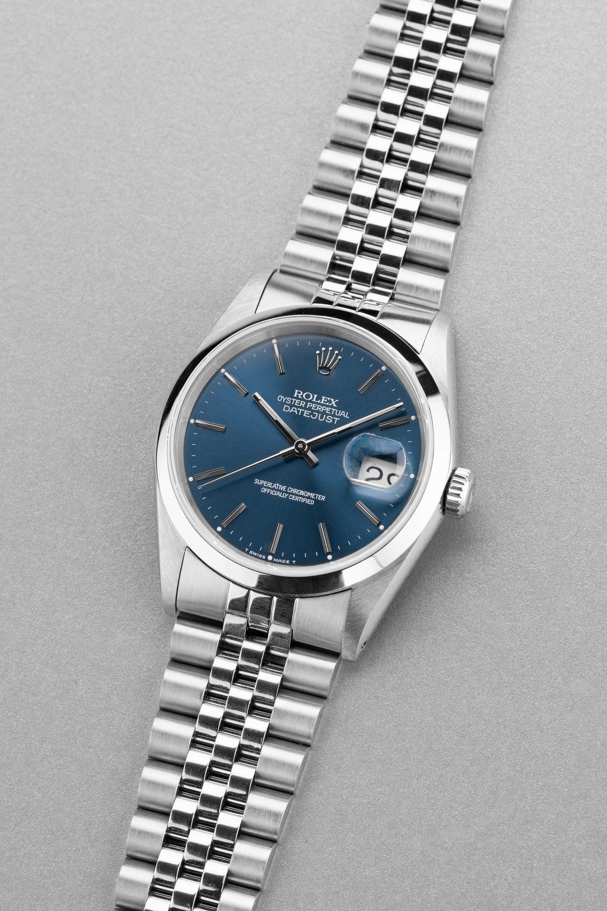 VSUY 1990 Rolex Datejust Ref. 16200 in Steel – Blue Dial + Original Warranty - Three Quarters