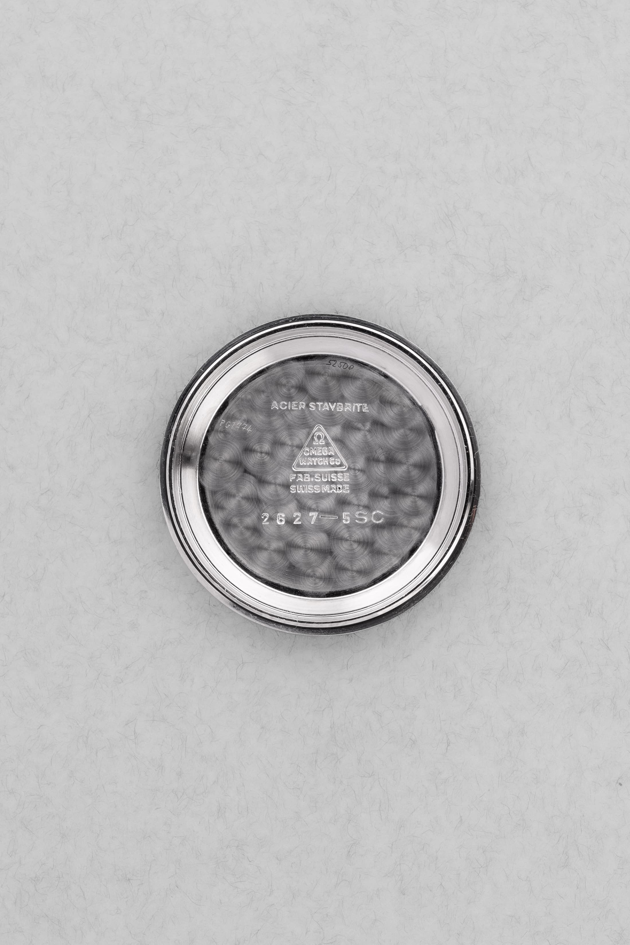 VUNG Superbe Omega Seamaster Calendar réf. 2627-5 SC de 1ère génération, produite en 1952 - Inside case back
