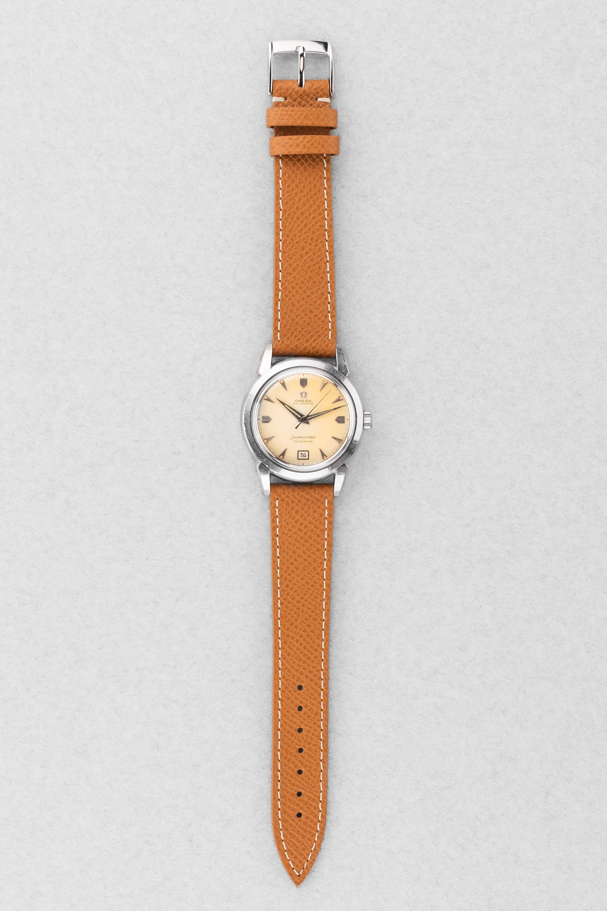 VUNG Superbe Omega Seamaster Calendar réf. 2627-5 SC de 1ère génération, produite en 1952 - Overview