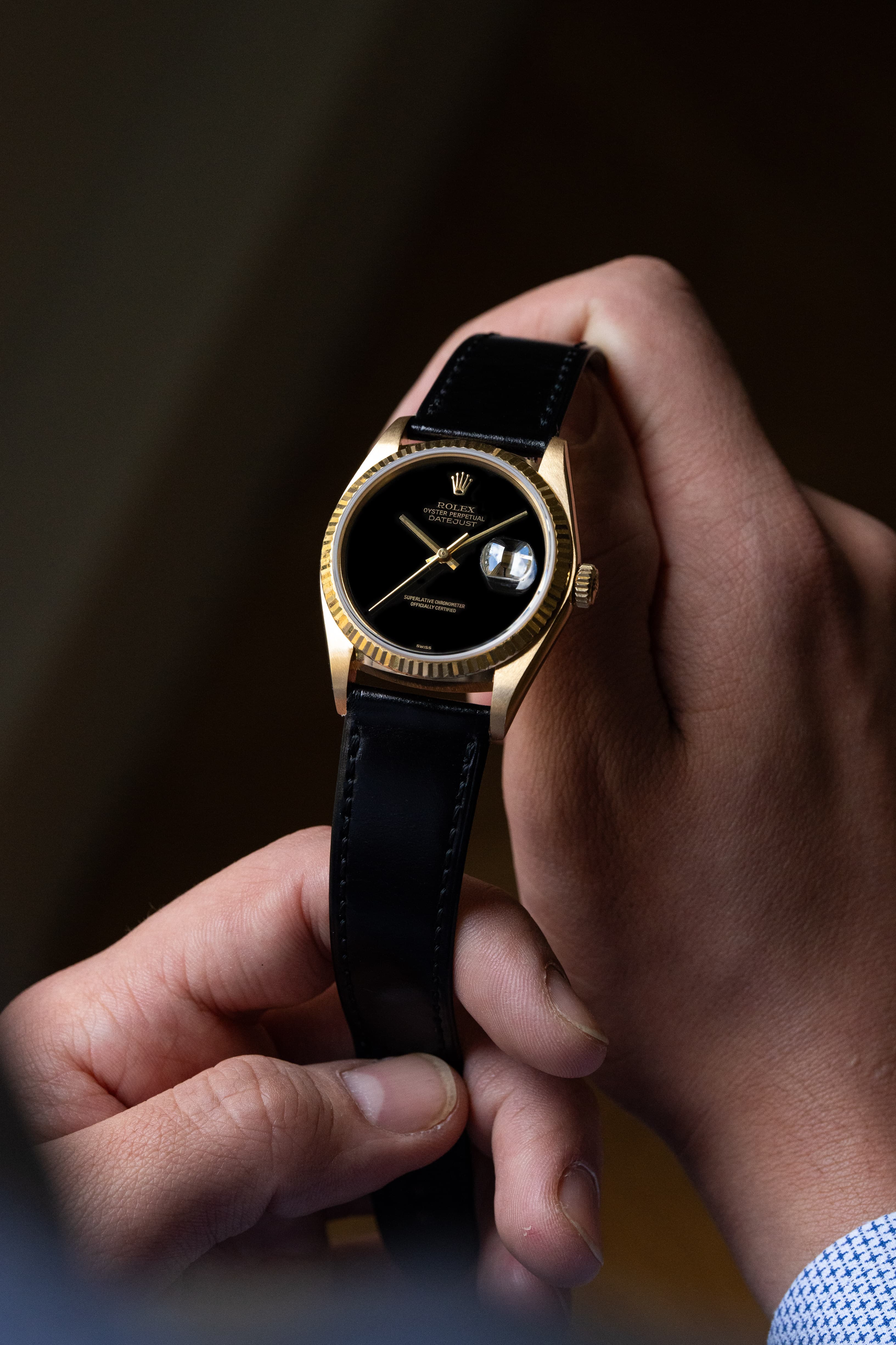 WJ8H Superba Rolex Datejust ref. 16018 in oro giallo del 1983 – Quadrante Onyx «SWISS Only» - Lifestyle