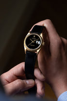 WJ8H Superba Rolex Datejust ref. 16018 in oro giallo del 1983 – Quadrante Onyx «SWISS Only» - Lifestyle