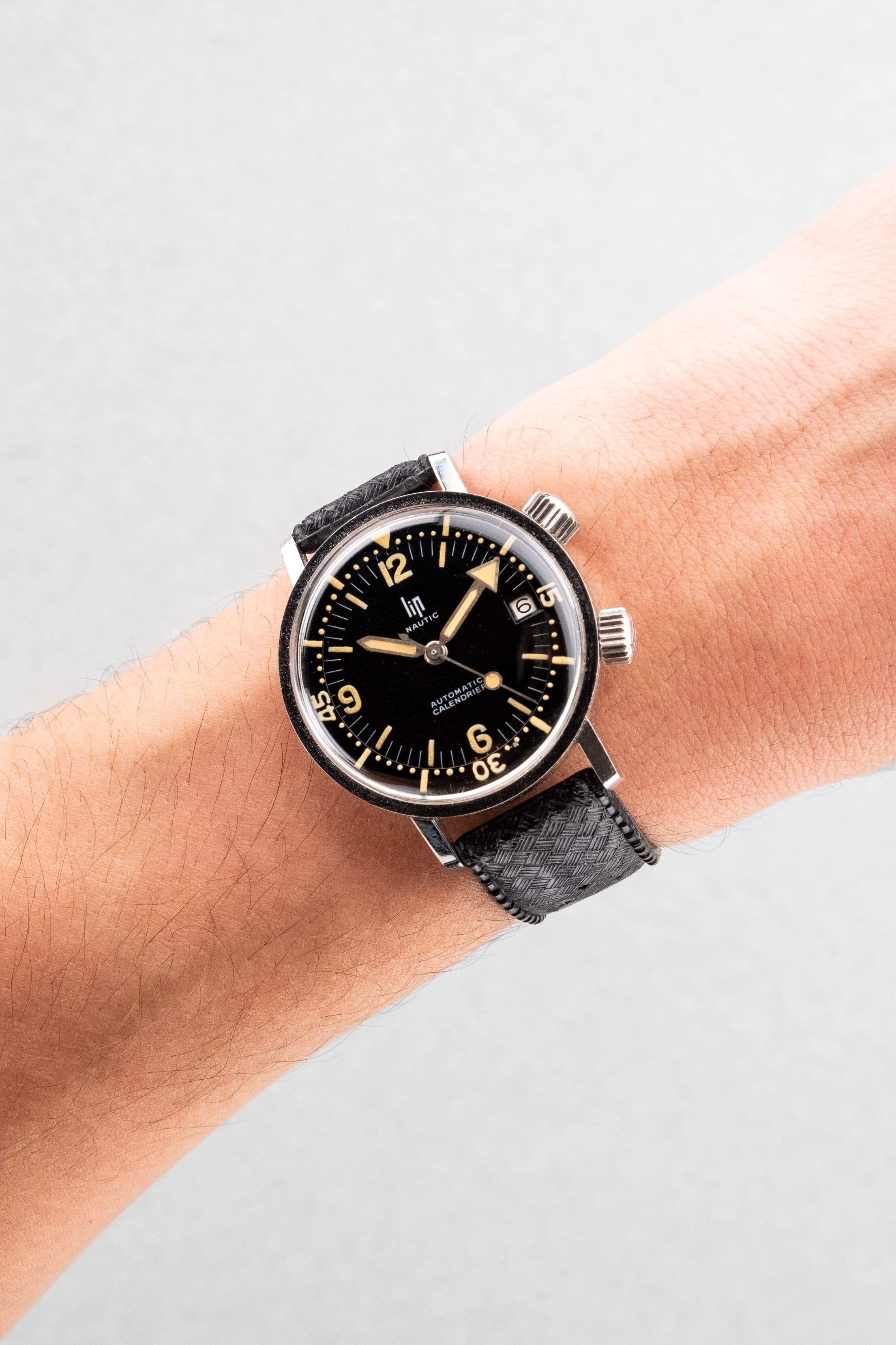 WKBP-8V Rare Lip Nautic Automatic Super-Compressor réf. 153-093 de 1965 – Parfait état - Wristshot