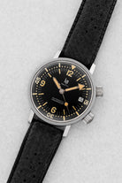 WKBP-AM Rare Lip Nautic Automatic Super-Compressor réf. 153-093 de 1965 – Parfait état - Three Quarters