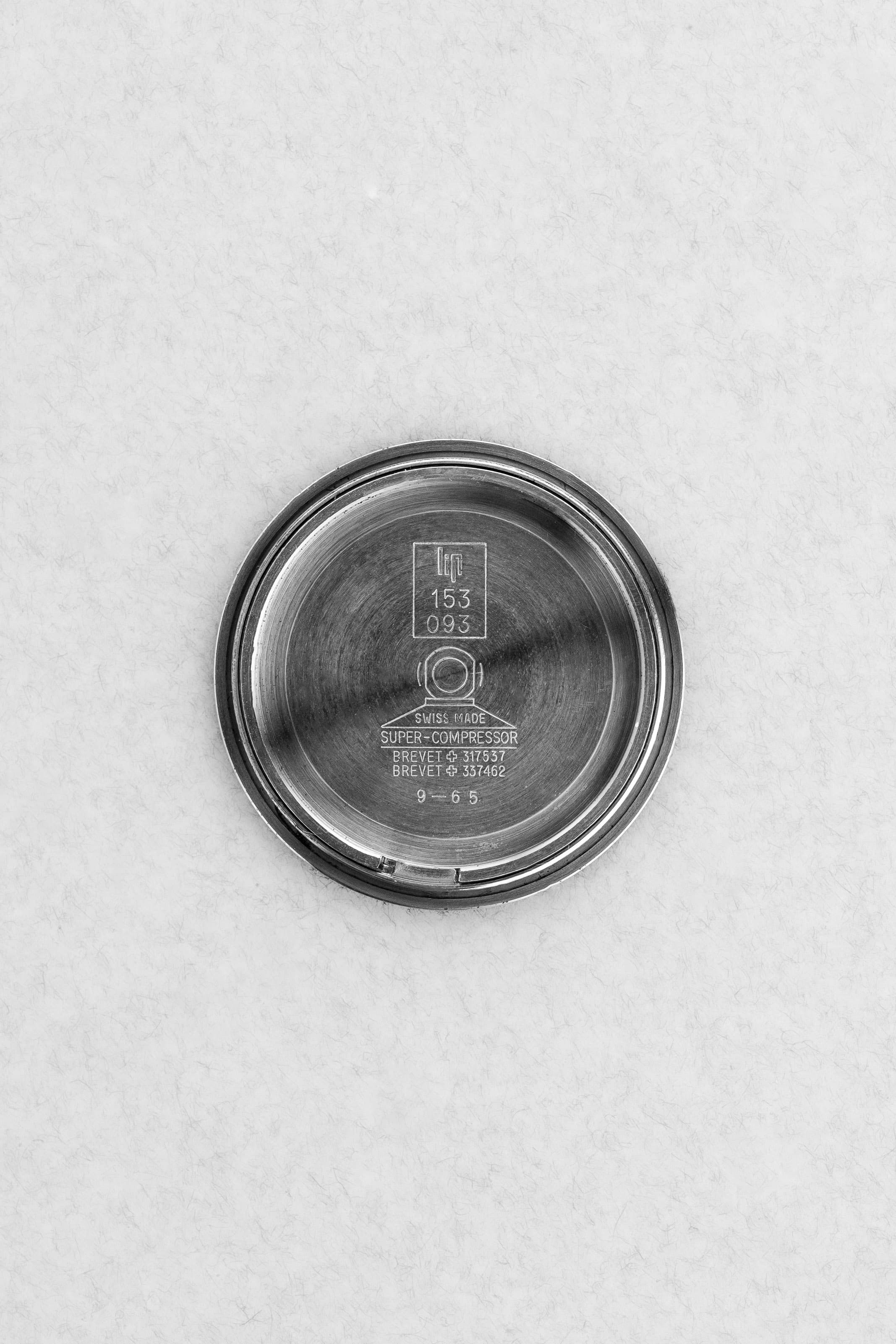 WKBP-AY Rare Lip Nautic Automatic Super-Compressor réf. 153-093 de 1965 – Parfait état - Inside case back