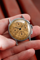 WZYF Rare Universal Genève Dato-Compax Chronograph Ref. 22530 “Jumbo” in Steel, circa 1942 – Never Polished - Feature