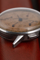 WZYF Rare Universal Genève Dato-Compax Chronograph Ref. 22530 “Jumbo” in Steel, circa 1942 – Never Polished - Right side