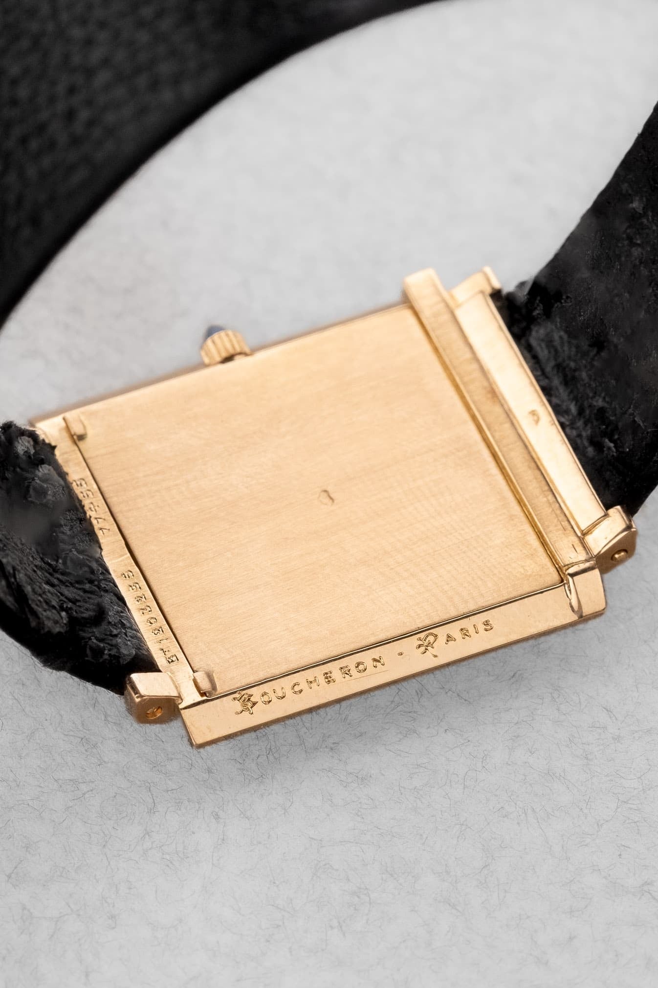 XRWV Élégante Boucheron Carrée Extra-Plate Grande Taille, calibre F. Piguet 21, circa 1960 - Back