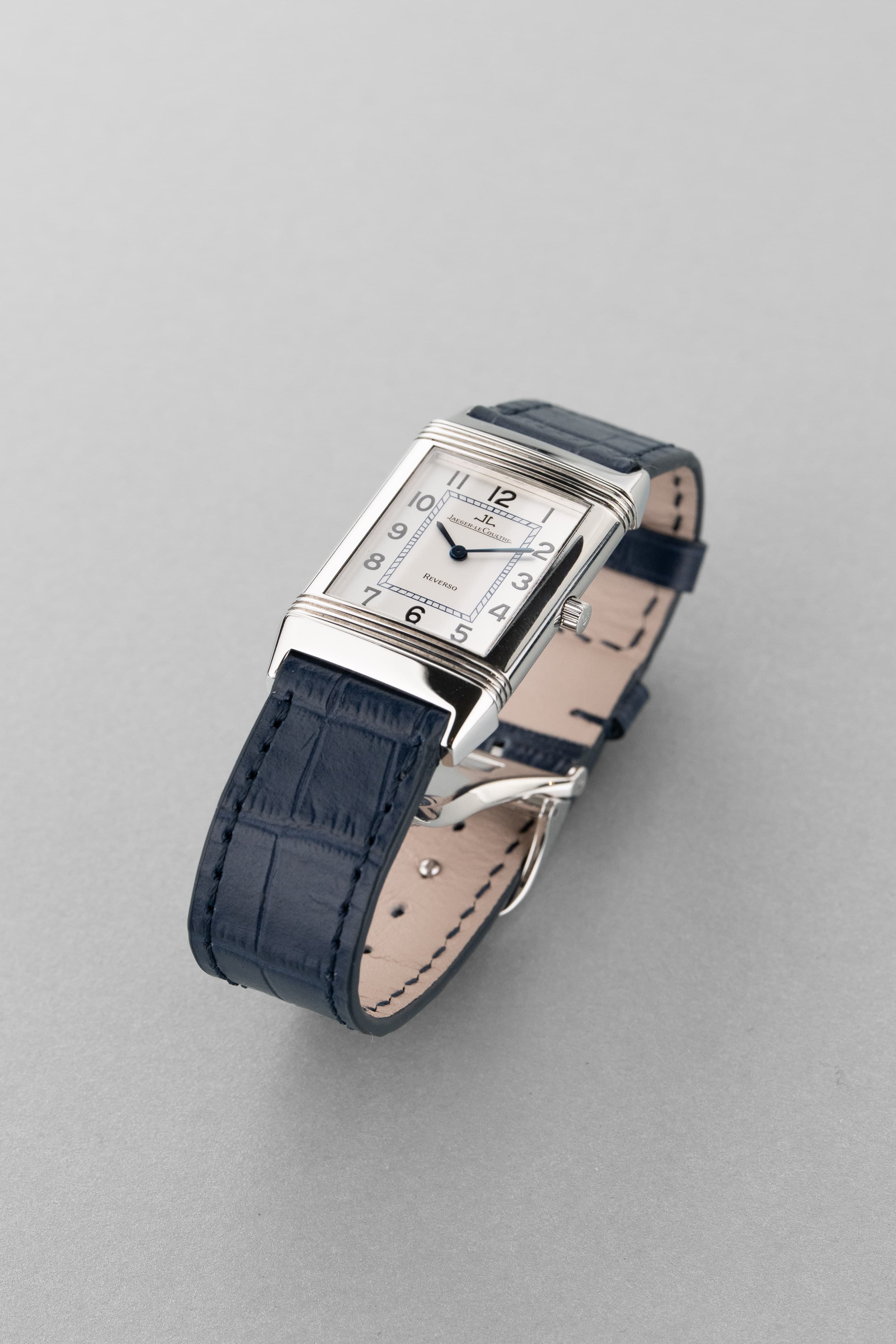 YT6N Jaeger-LeCoultre Reverso «Classique Medium» Quartz из стали, ref. 250.8.08 - Общий вид