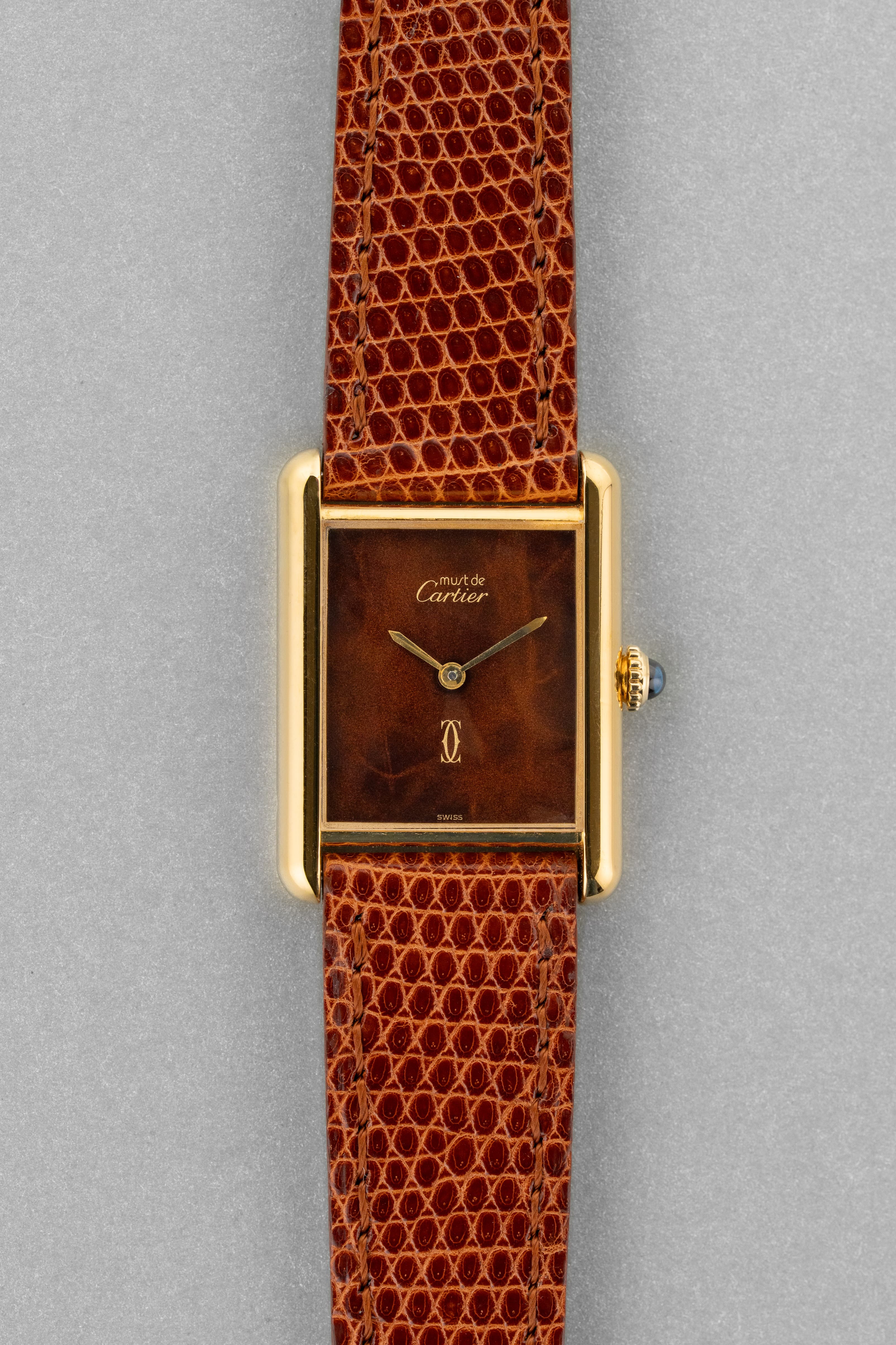 YX8X Cartier Tank Must Mécanique GM 6 « Wood/Turtle/Tortoiseshell Dial » - Front
