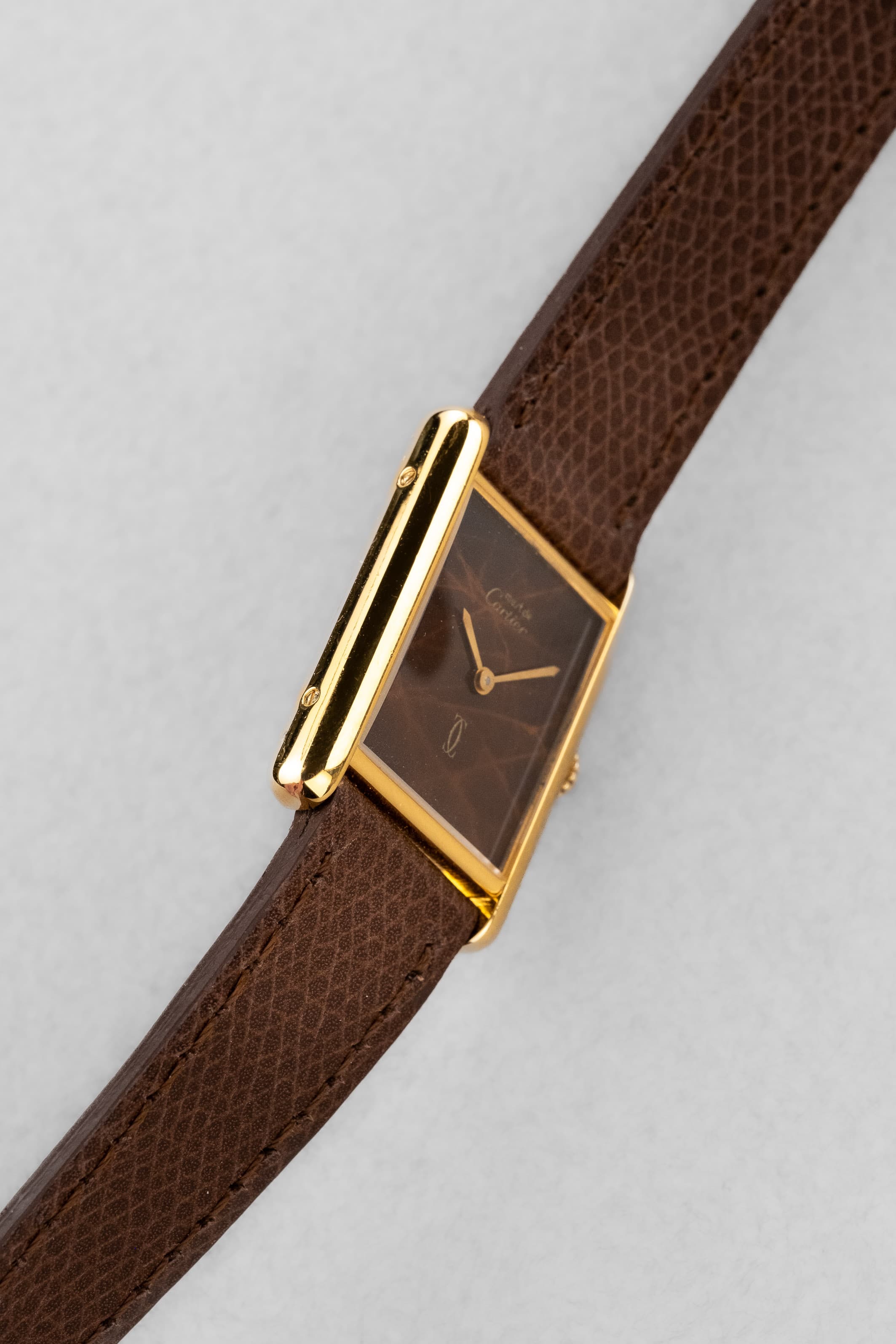 Z55B Cartier Tank Must Mécanique GM 6 « Wood/Turtle/Tortoiseshell Dial » - Left side