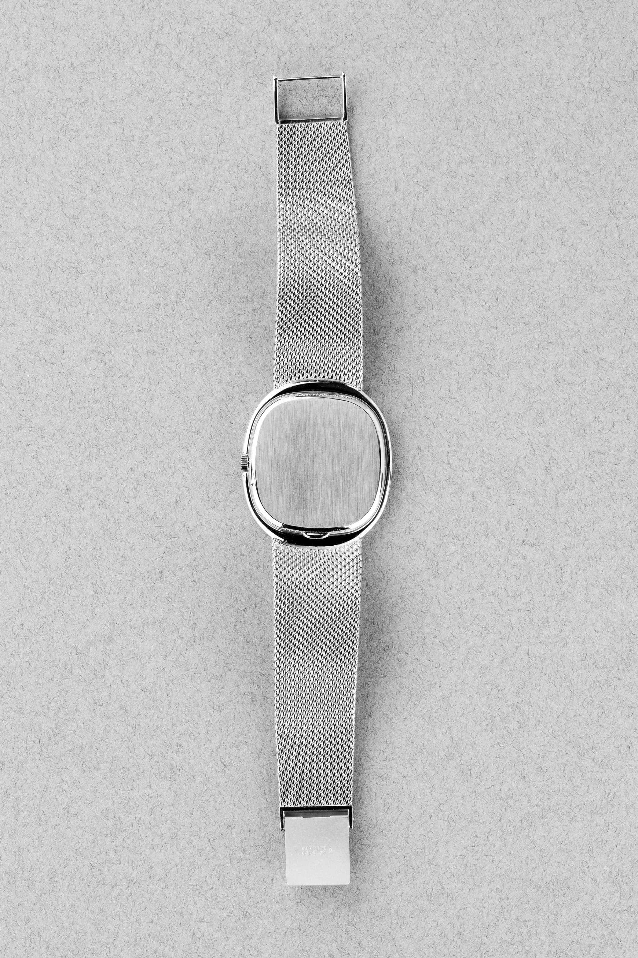 ZY8M Exceptionnelle Patek Philippe Ellipse d'Or 3634 en or blanc - Back