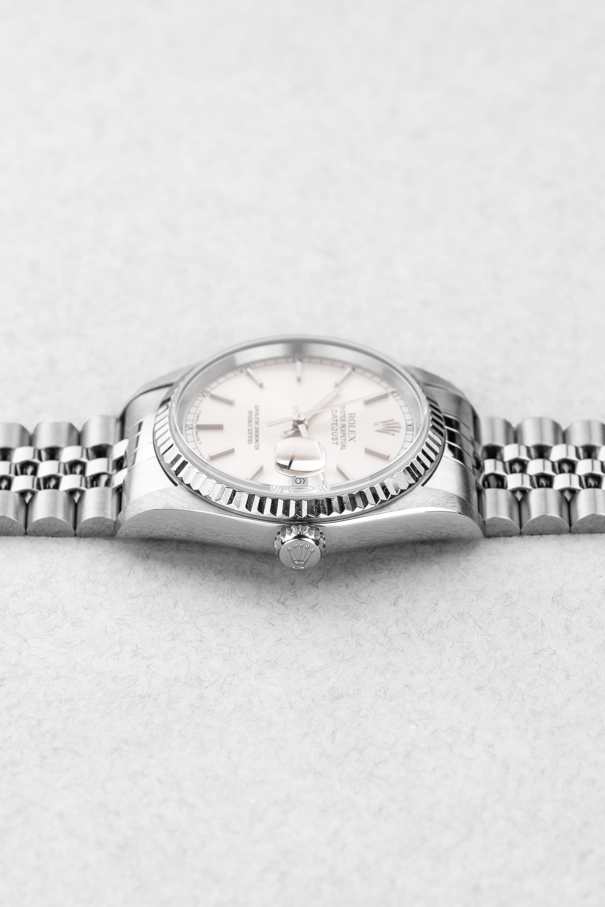 S2X5 Rolex Datejust 16234 « Silver » de 1996 - Right side