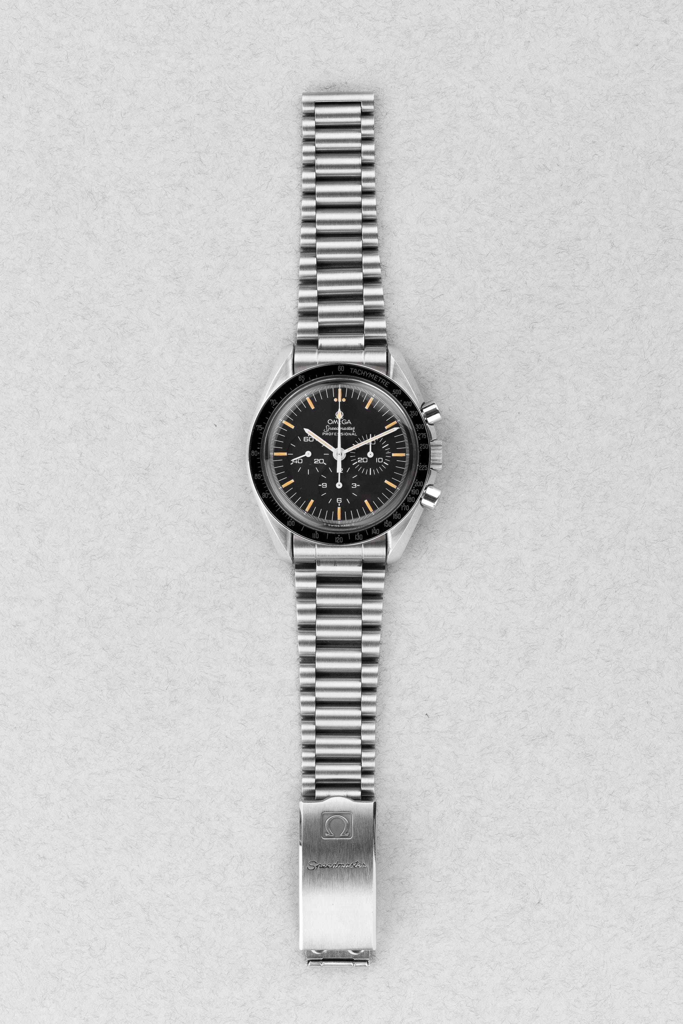 K2XS Omega Speedmaster Moonwatch « Long S & R » réf. 3590.50/145.022 circa 1990 – Patine + Bracelet 1450 - Overview