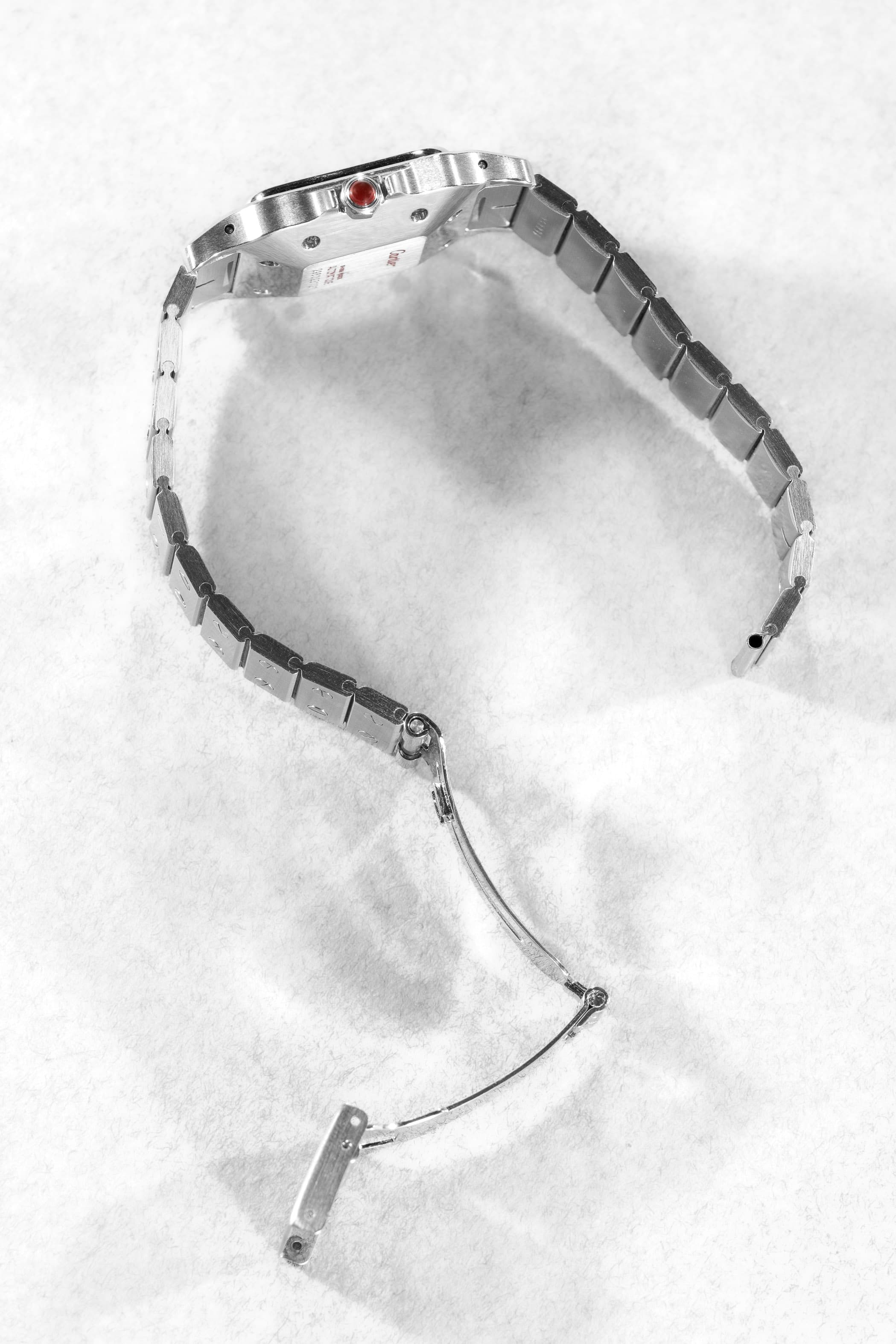 39PK Cartier Santos Carrée « Red/Burgundy » réf. 2960 – « SWISS Only » - Right side